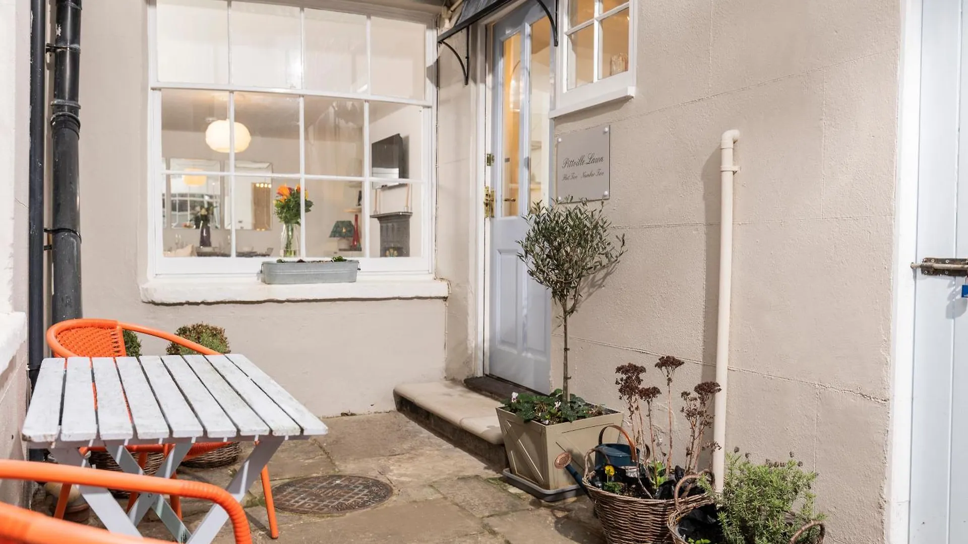 Pittville Lawn - By Luxury Apartments GLOUCESTERSHIRE United Kingdom